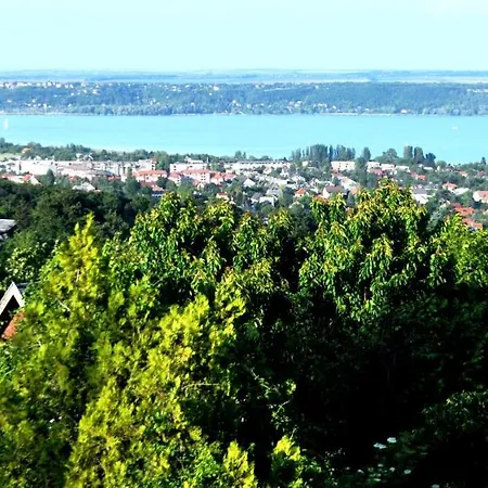Apartment Duplex Apartman Balatonalmadi